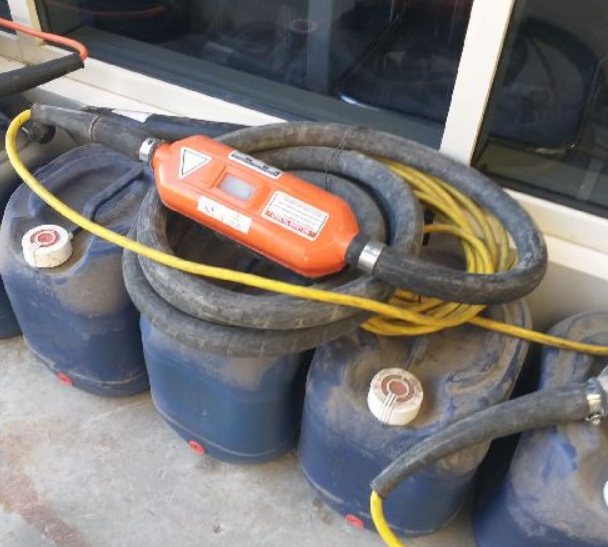 2.El Kendinden Konvetorlu Beton Vibratoru 1