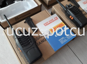 İKİNCİ EL ADORE GAMİNG PROFESYONEL OYUNCU MASASI 18 2.El Temiz Zastone V68 El Telsizi 10 Adet