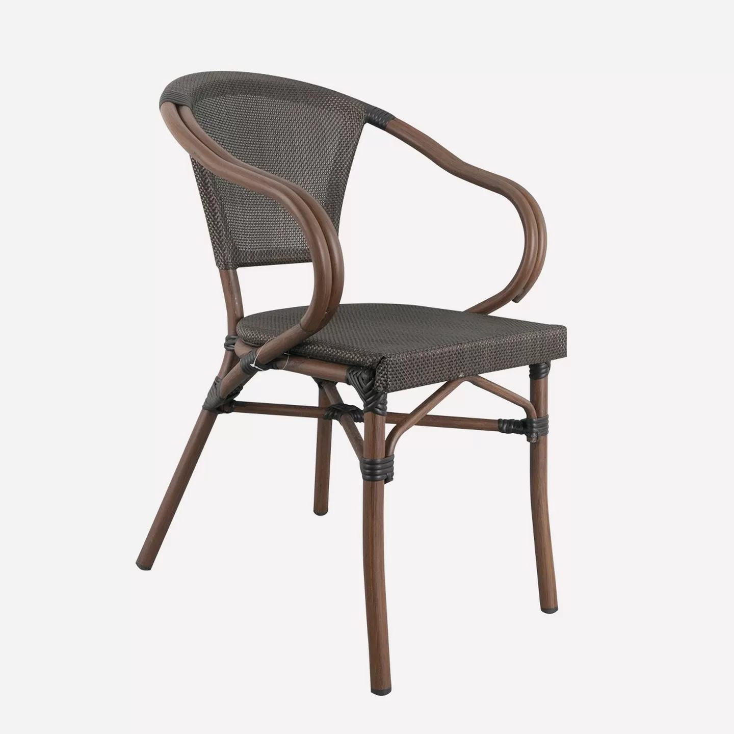 temiz plastik sandalyeler 3