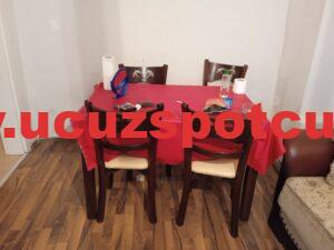 Kullanım amacınıza uygun 4 kişilik ucuz yemek masası 320 TL