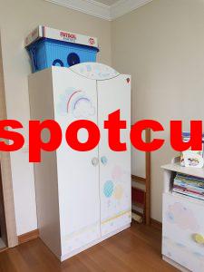 Antika ahşap şamdan siyah ve gold renkli 18 Öğrenci için ucuz elbise dolabı