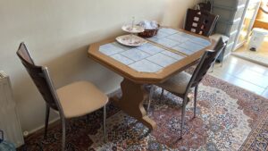 Fayanslı taş masa yemek masası 350 TL